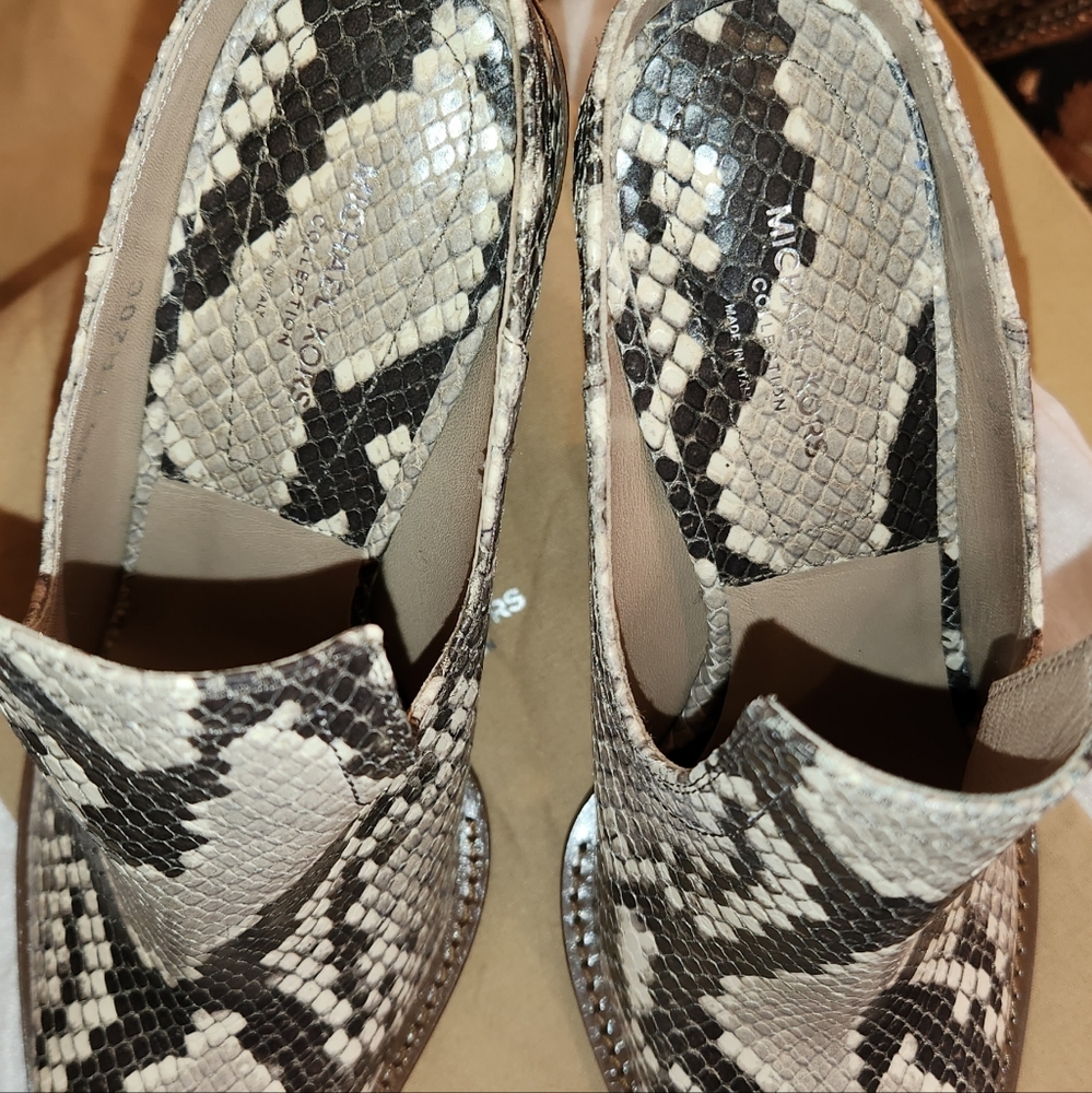 Michael Kors Python Snakeskin Boots US	   EU	     Inches6	     36.5	   8.87 - Picture 7 of 16